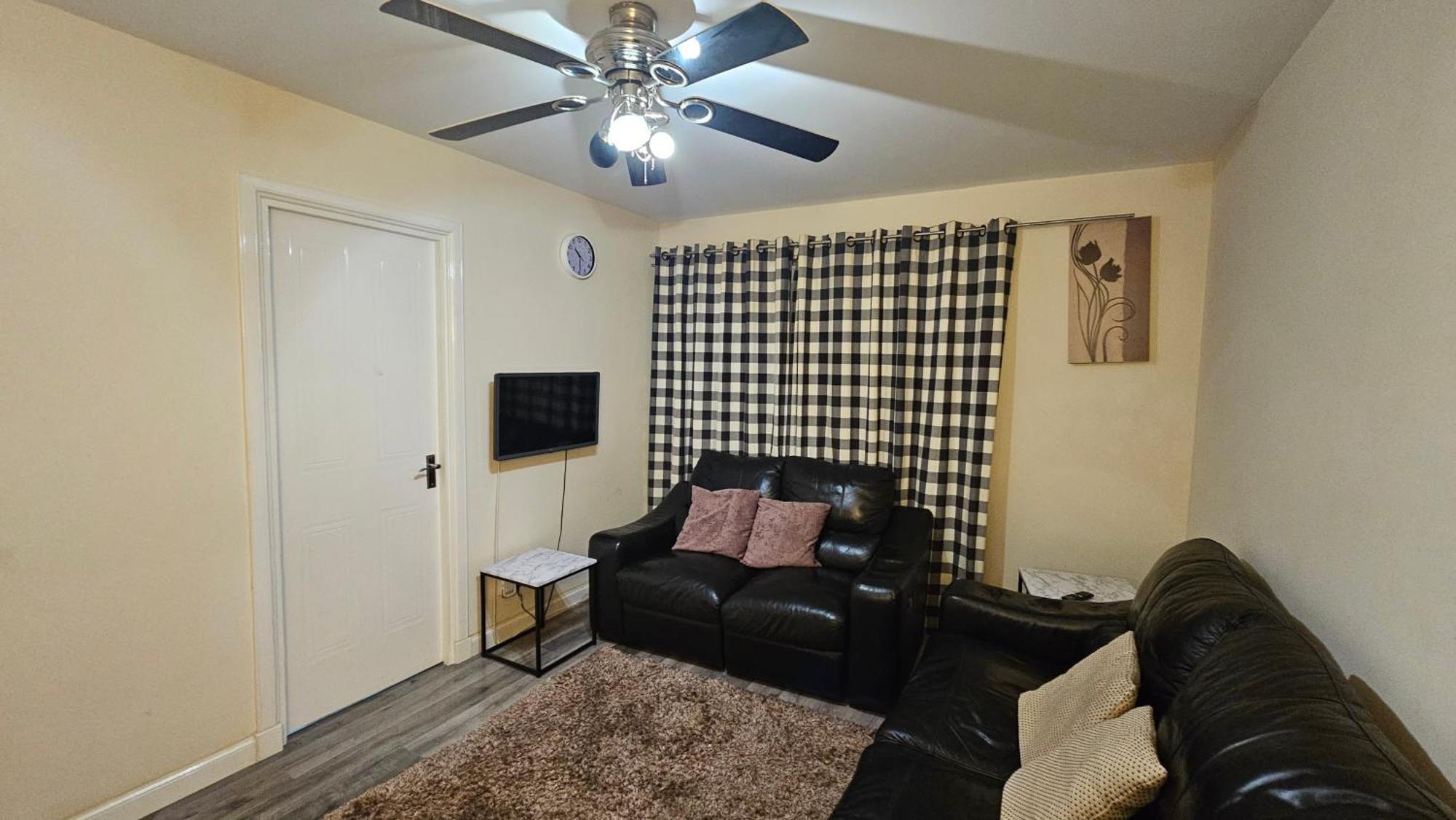 Charlotte Apartment 阿伯丁 外观 照片
